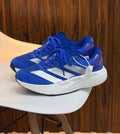 Tenis deportivos de suela curva azul para hombre